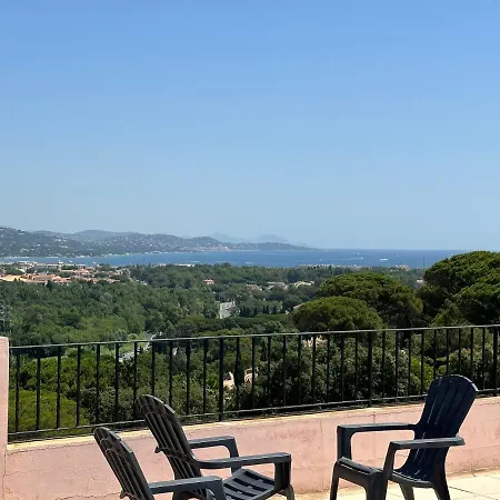 Mazet Proche De St Tropez Daire Cogolin